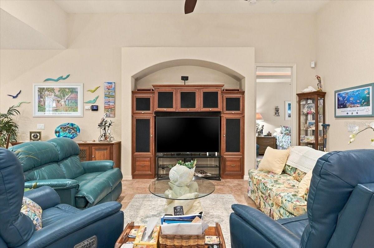 609 SAYGE DRIVE, Polk City, FL 33868