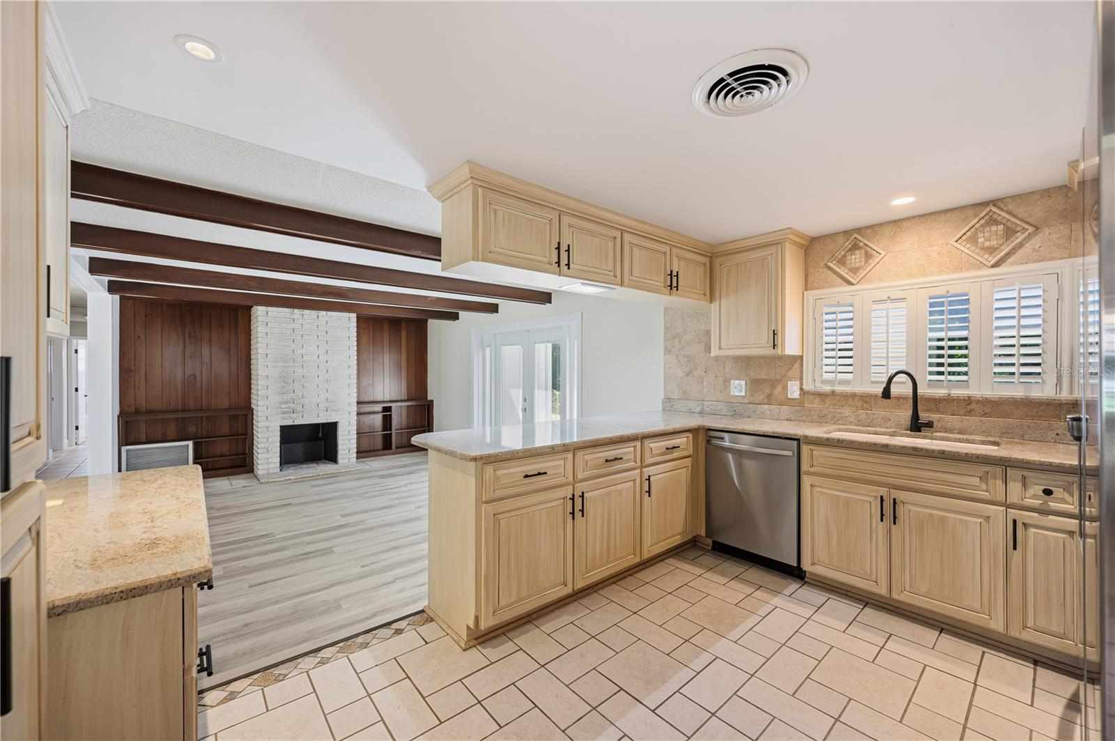 1323 ALYCE STREET, Lakeland, FL 33801