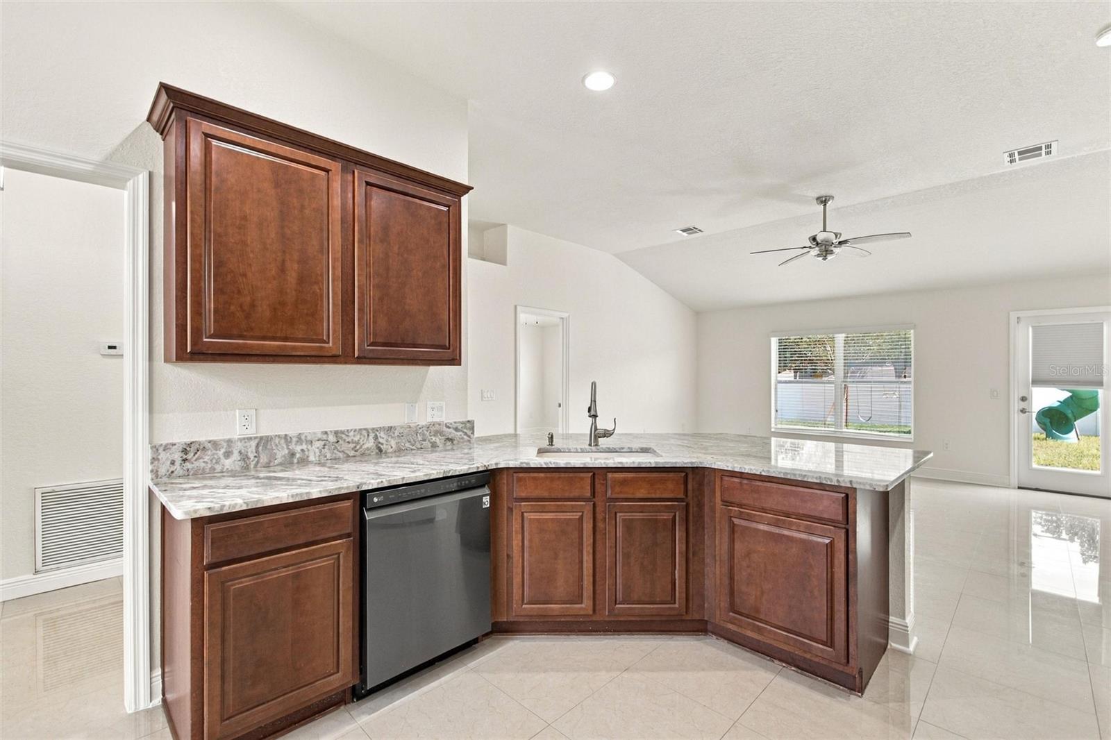 221 MANDOLIN DRIVE, Winter Haven, FL 33884