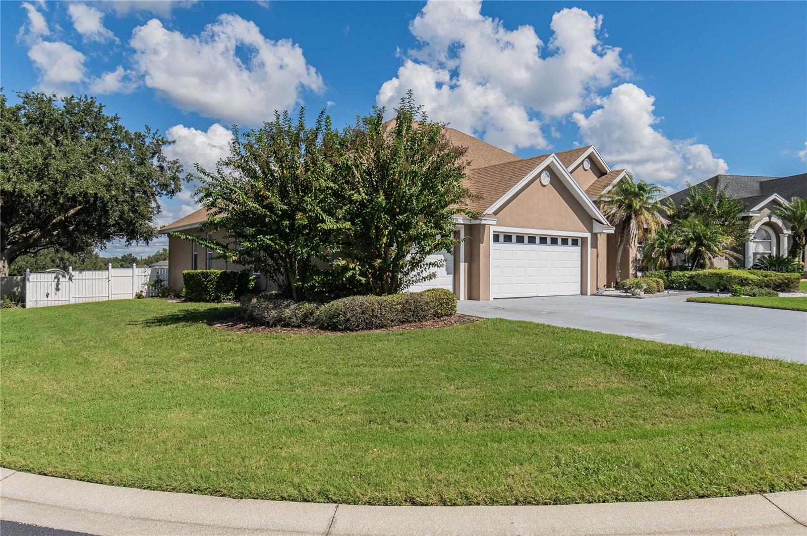 6714 HARTSWORTH DRIVE, Lakeland, FL 33813