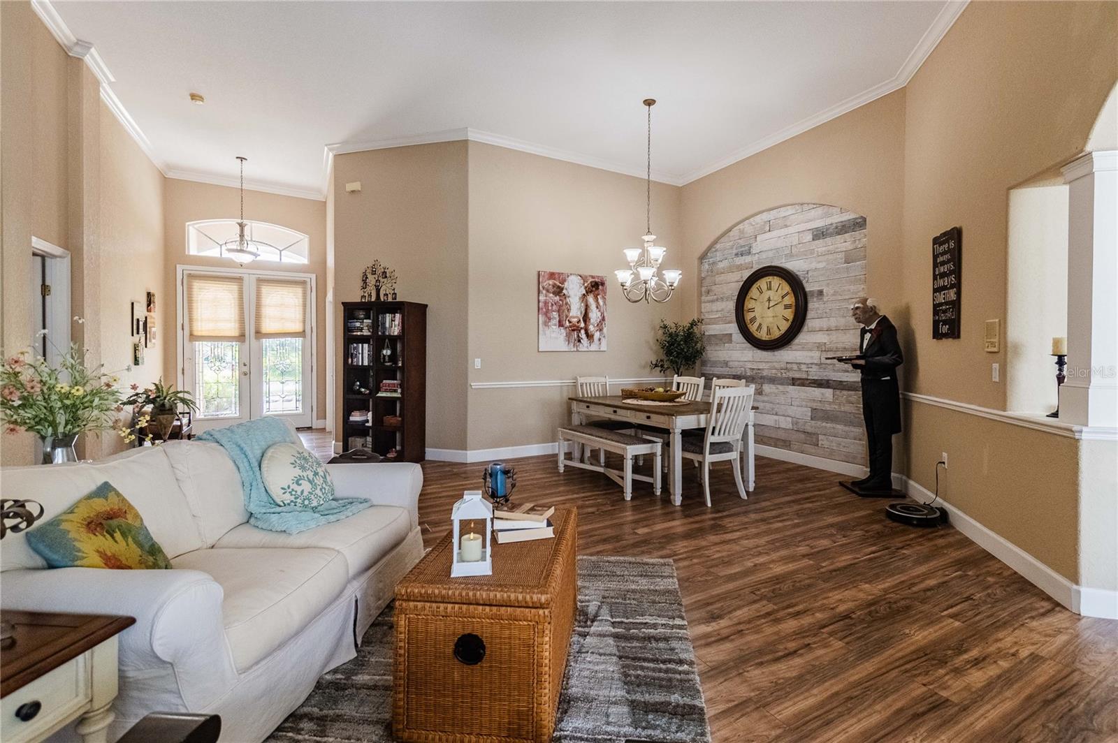 6714 HARTSWORTH DRIVE, Lakeland, FL 33813