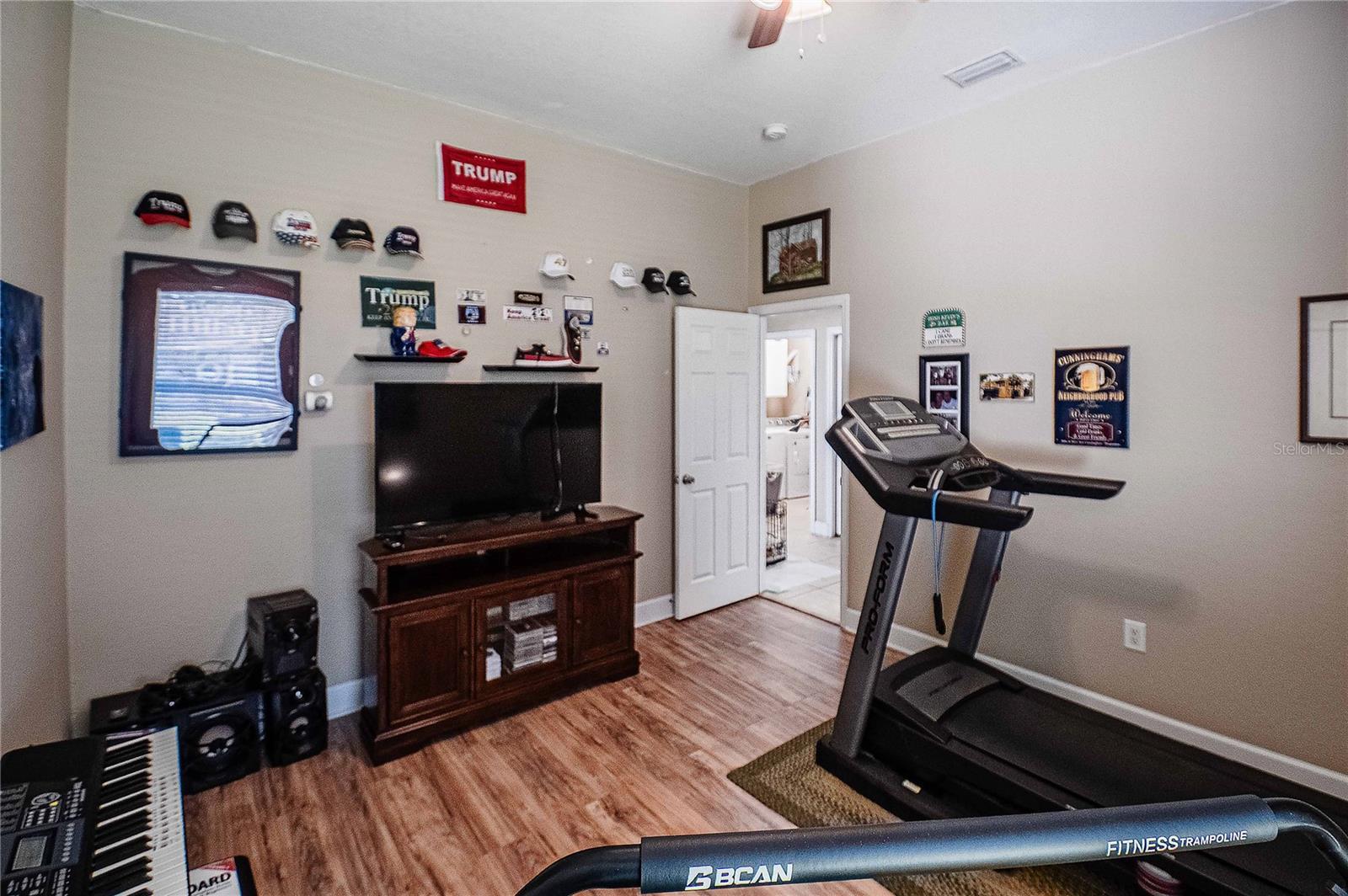 6714 HARTSWORTH DRIVE, Lakeland, FL 33813