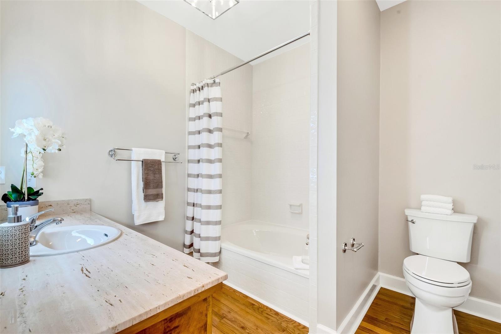 The en-suite bathroom to bedroom #3