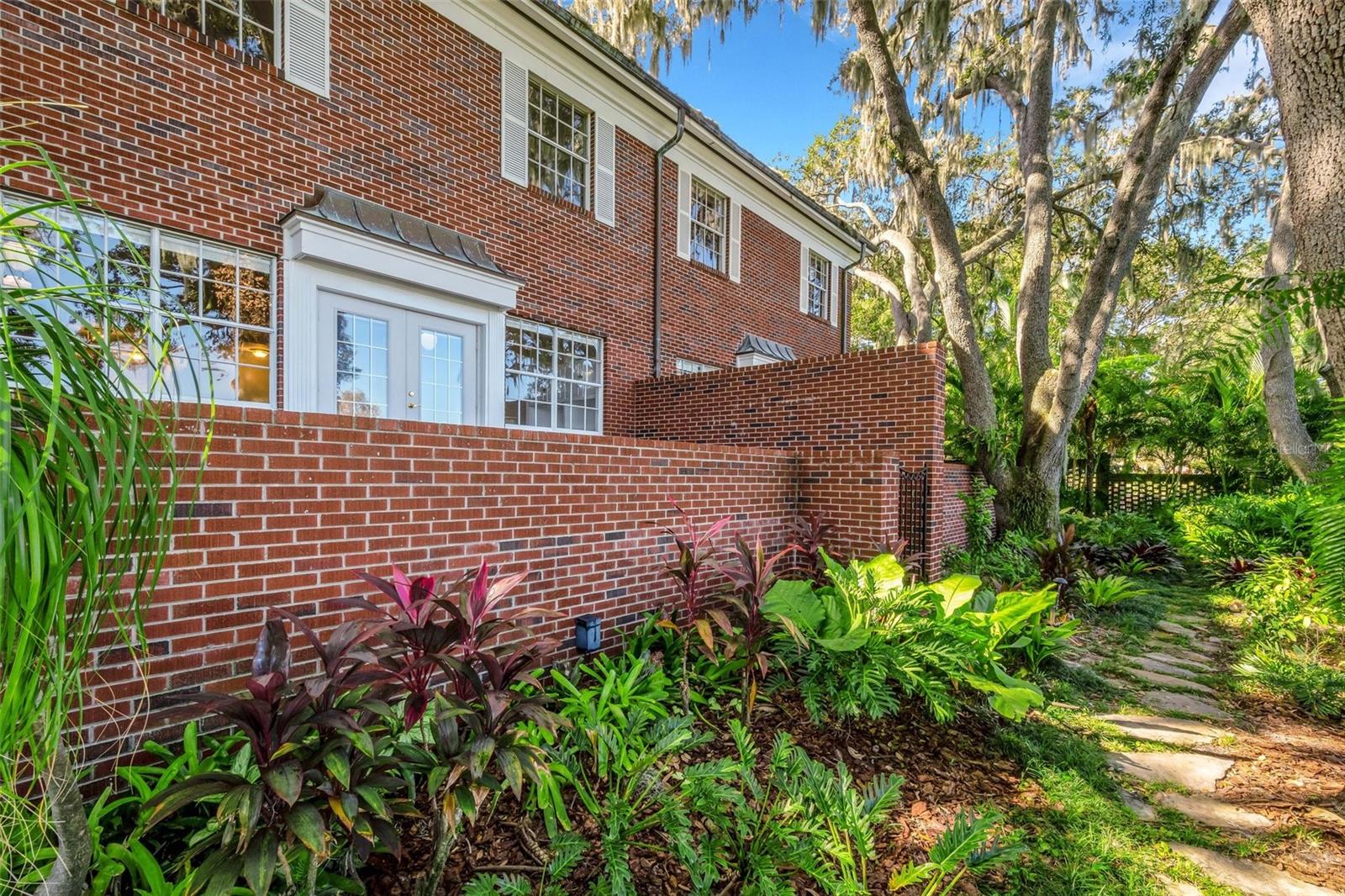 155 LAKE MORTON DRIVE, #2, Lakeland, FL 33801
