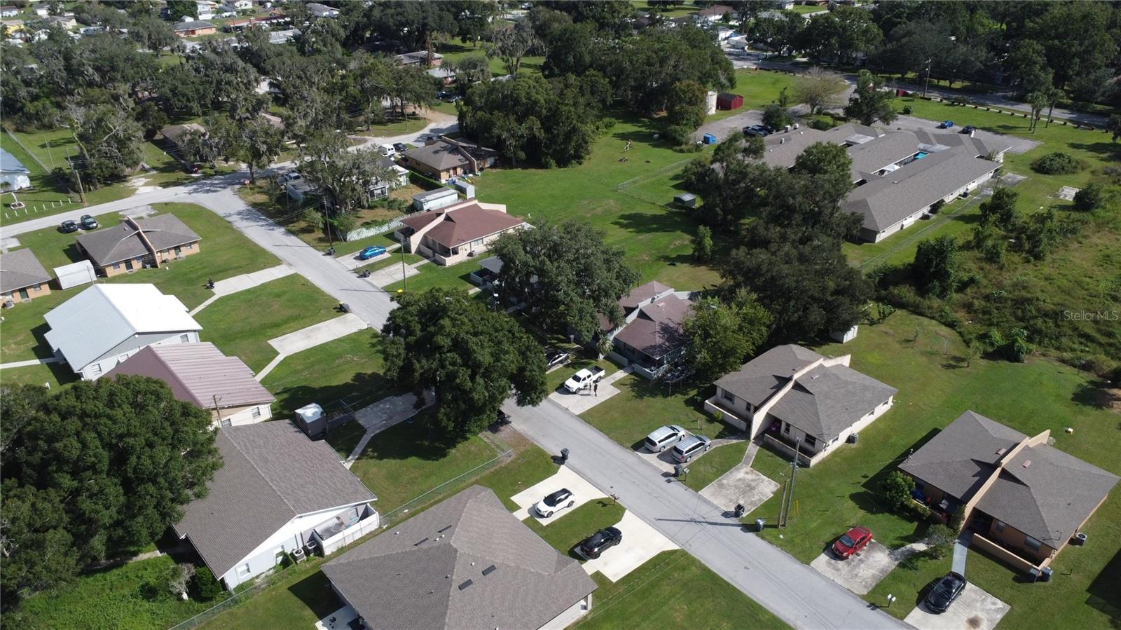 822 & 830 SHIRLEY ANN TRAIL, Lakeland, FL 33809