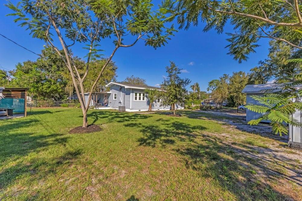 1633 E ELM ROAD, Lakeland, FL 33801