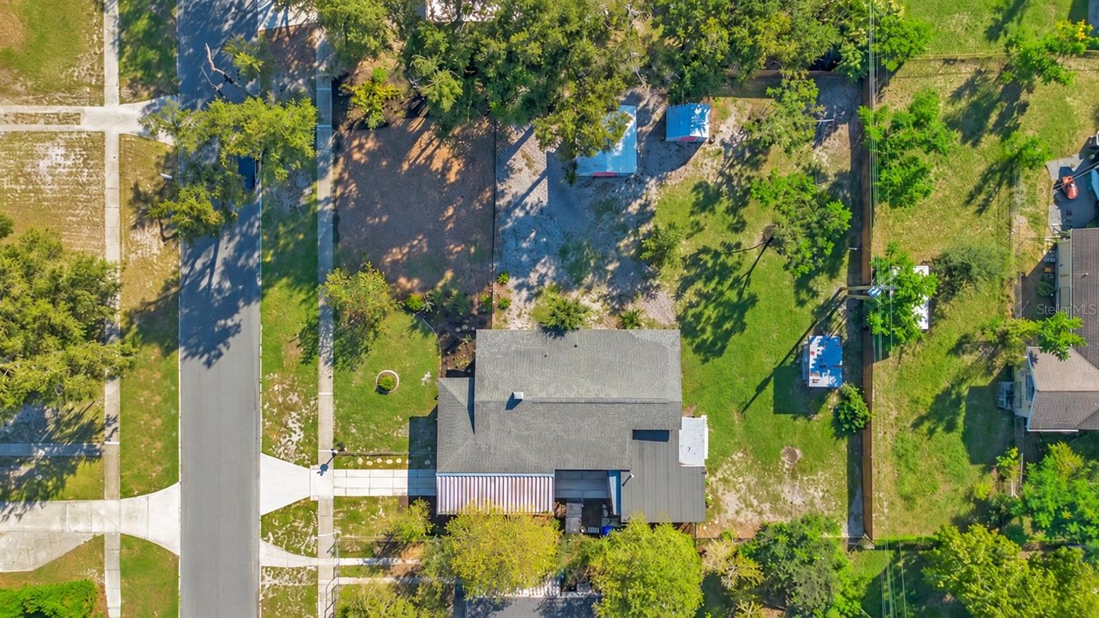 1633 E ELM ROAD, Lakeland, FL 33801