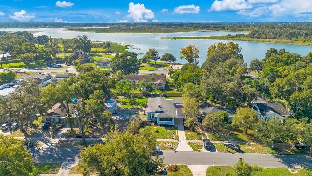 1633 E ELM ROAD, Lakeland, FL 33801