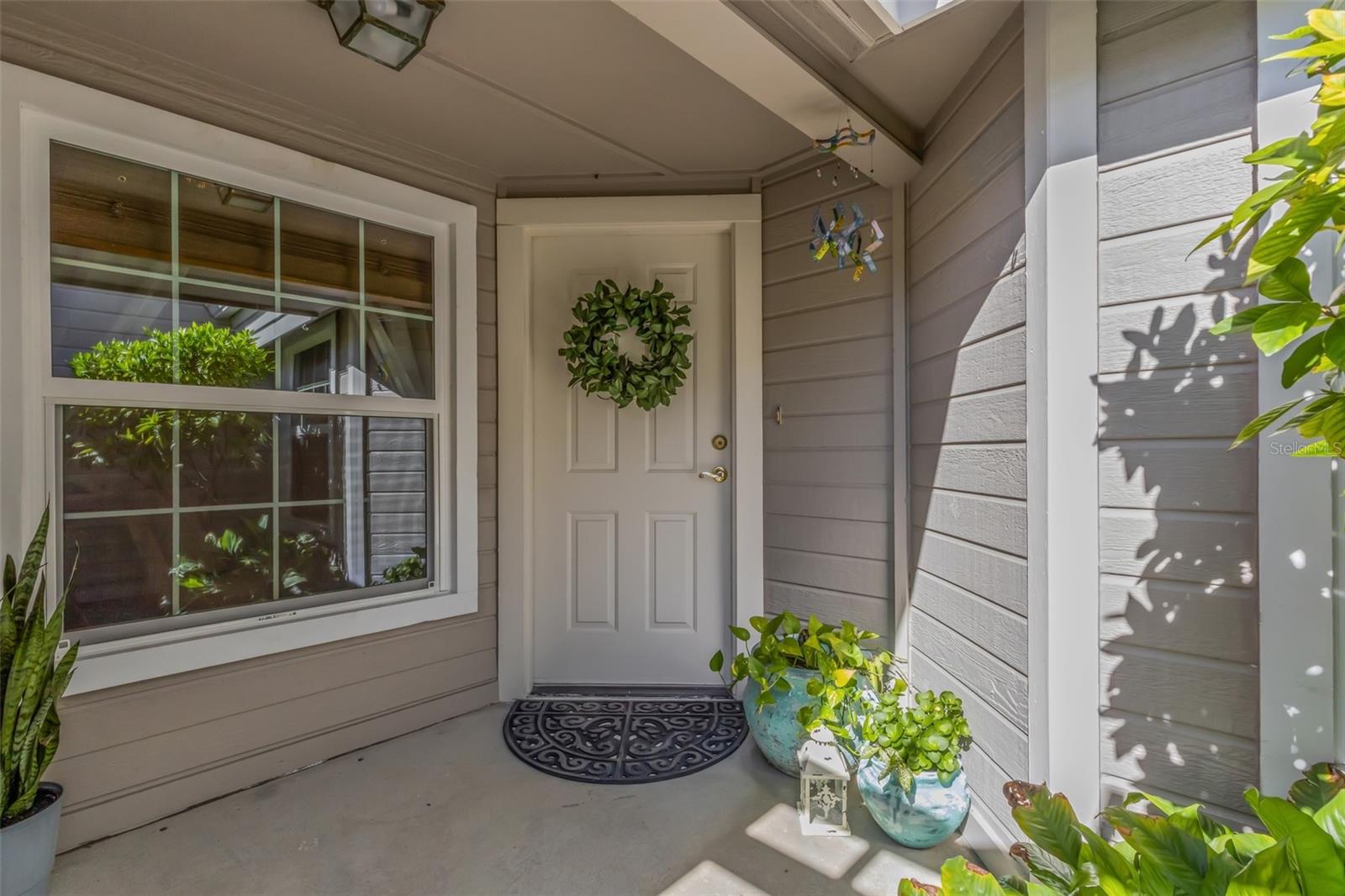 Private covered entrance will always make family and friends feel welcome. Private covered entrance will always make family and friends feel welcome.