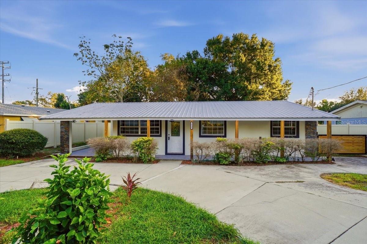 812 WINDSOR STREET, Lakeland, FL 33803 812 WINDSOR STREET, Lakeland, FL 33803