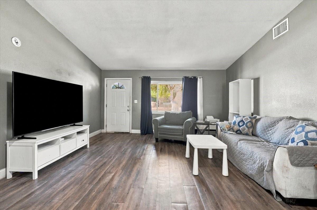 2827 DELROSE DRIVE N, Lakeland, FL 33805 2827 DELROSE DRIVE N, Lakeland, FL 33805