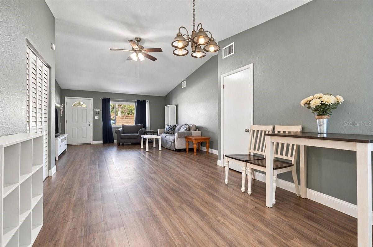 2827 DELROSE DRIVE N, Lakeland, FL 33805