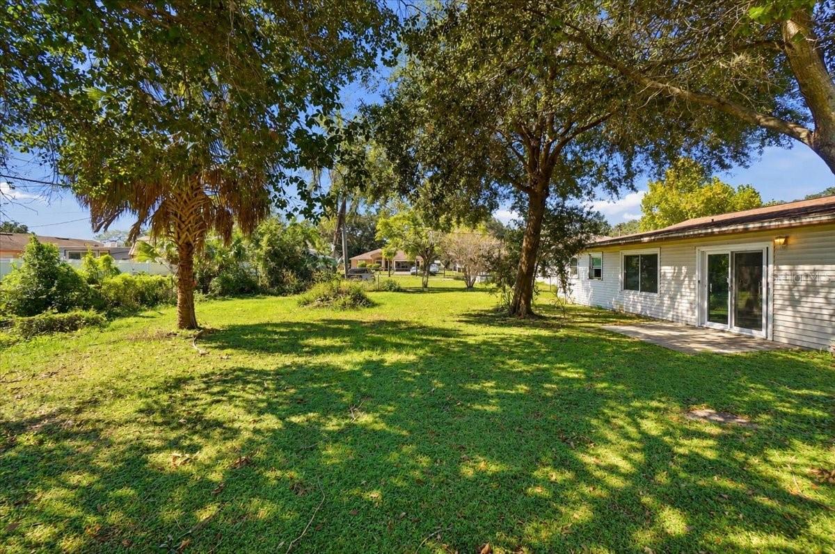2827 DELROSE DRIVE N, Lakeland, FL 33805