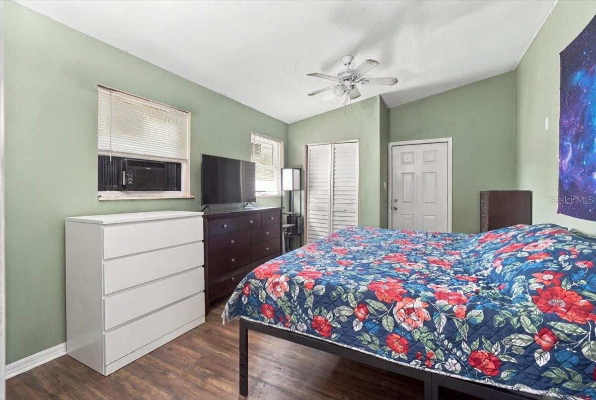 2827 DELROSE DRIVE N, Lakeland, FL 33805