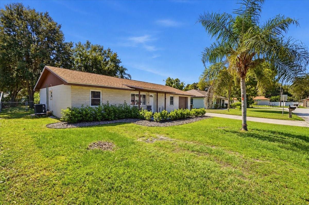 2827 DELROSE DRIVE N, Lakeland, FL 33805