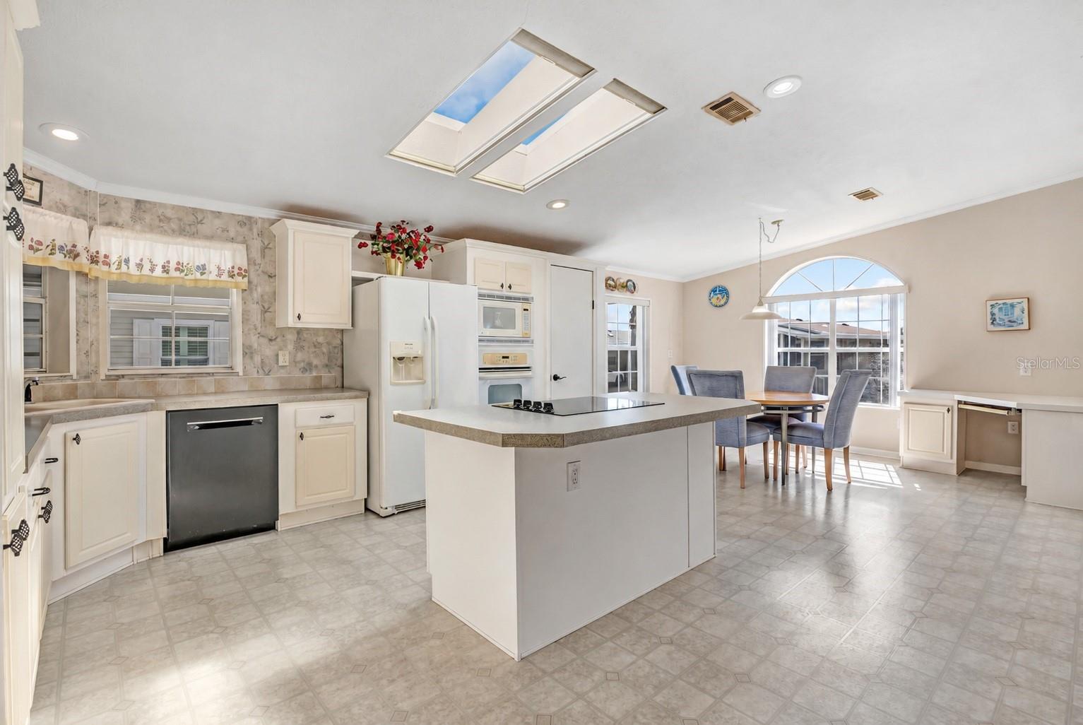 542 DREAMA DRIVE, Davenport, FL 33897 542 DREAMA DRIVE, Davenport, FL 33897