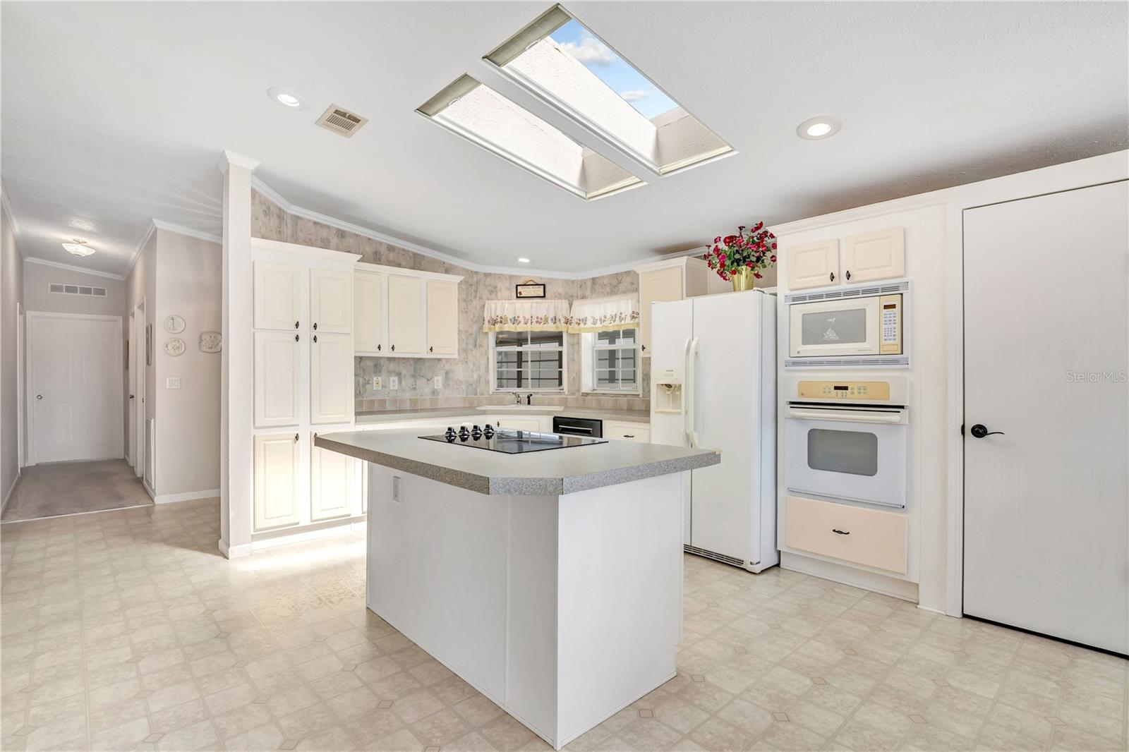 542 DREAMA DRIVE, Davenport, FL 33897 542 DREAMA DRIVE, Davenport, FL 33897