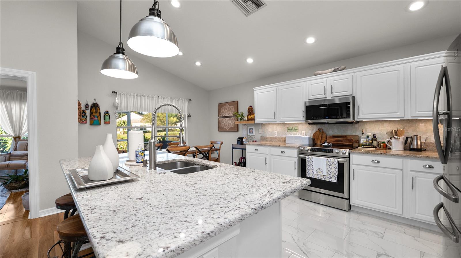 6715 LAKE CLARK DRIVE, Lakeland, FL 33813