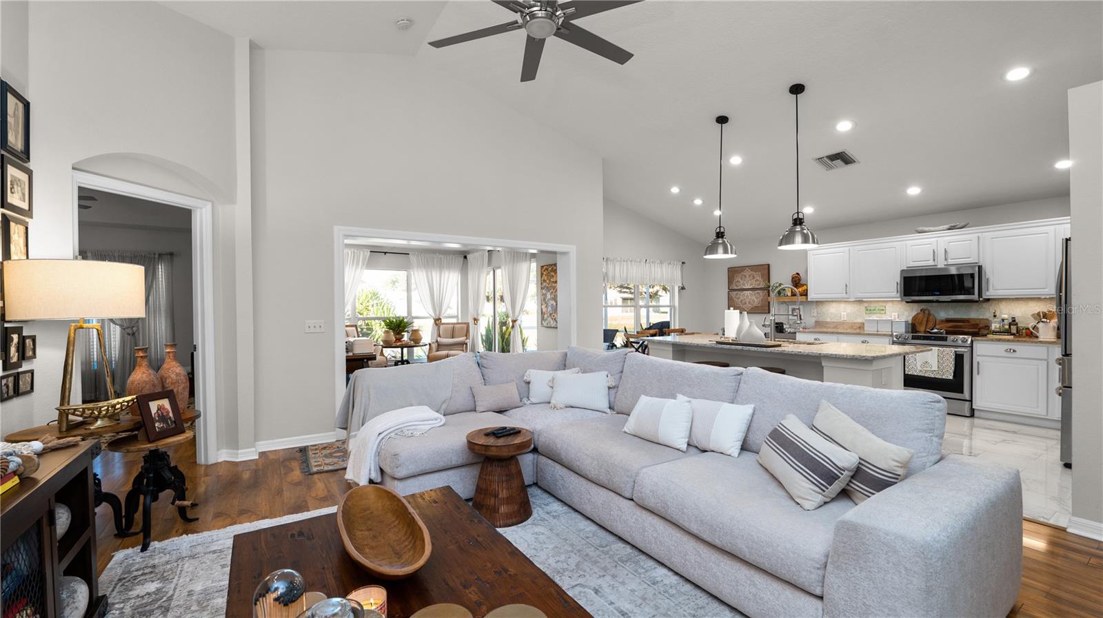 6715 LAKE CLARK DRIVE, Lakeland, FL 33813