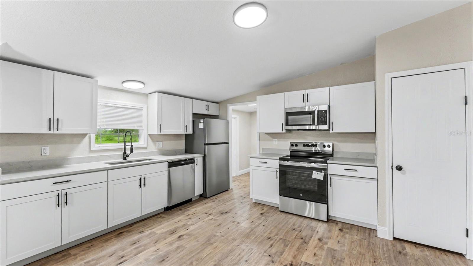 207 BRADBURY ROAD, Haines City, FL 33844