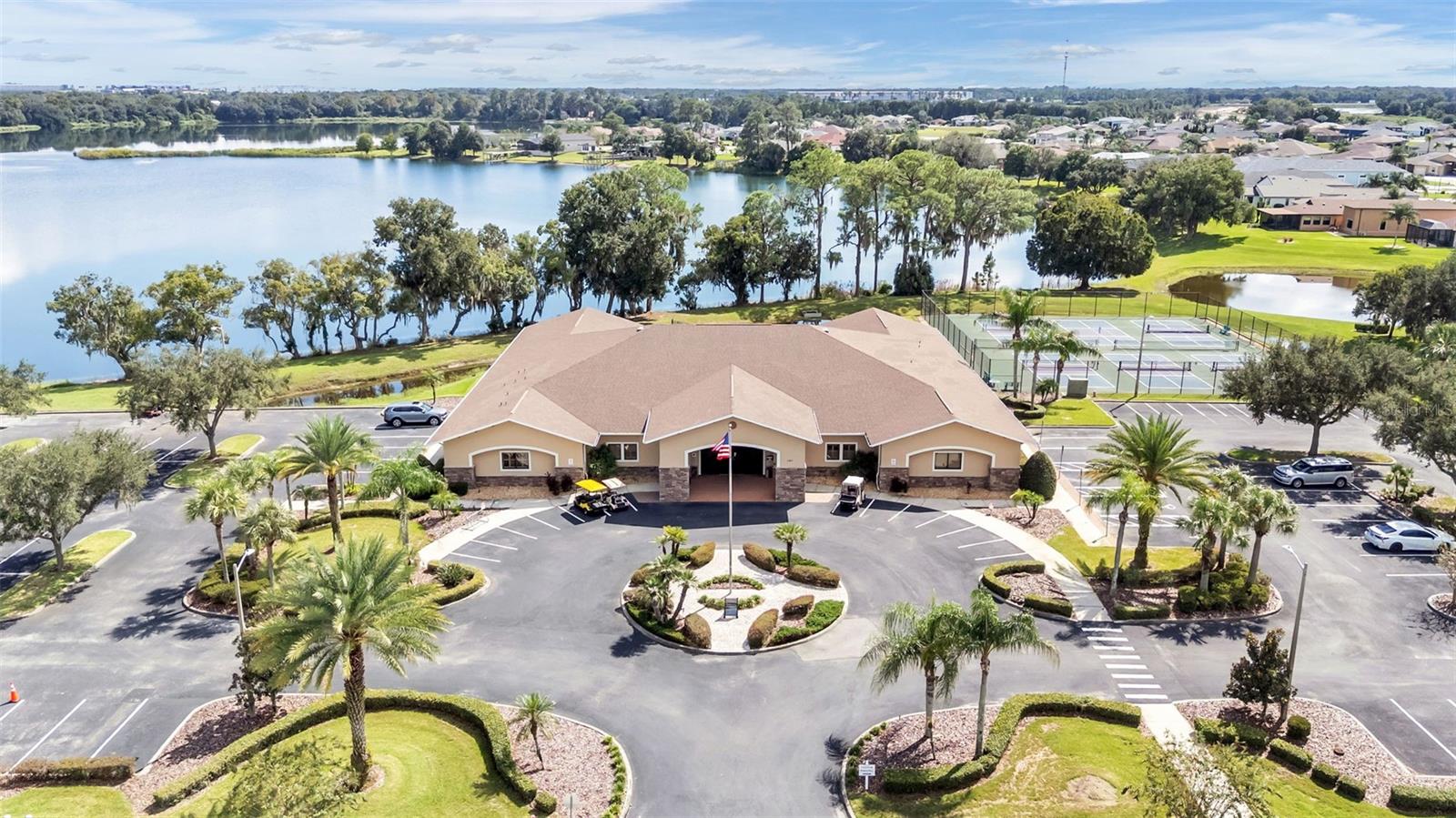 173 LAYNEWADE ROAD, Polk City, FL 33868