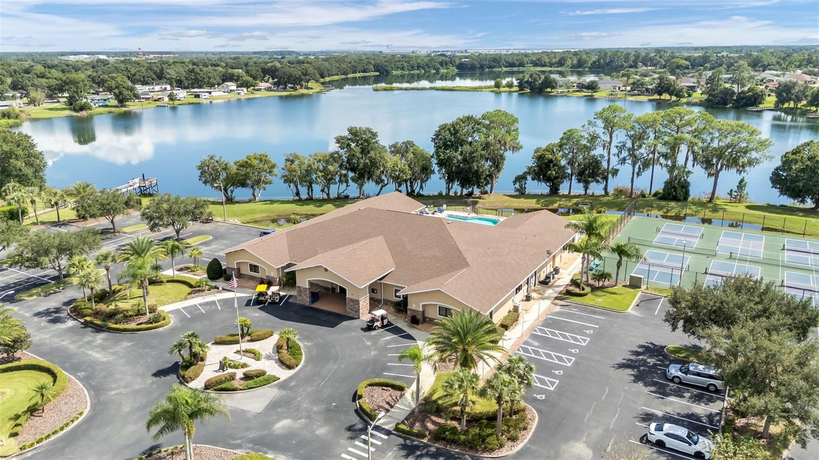173 LAYNEWADE ROAD, Polk City, FL 33868