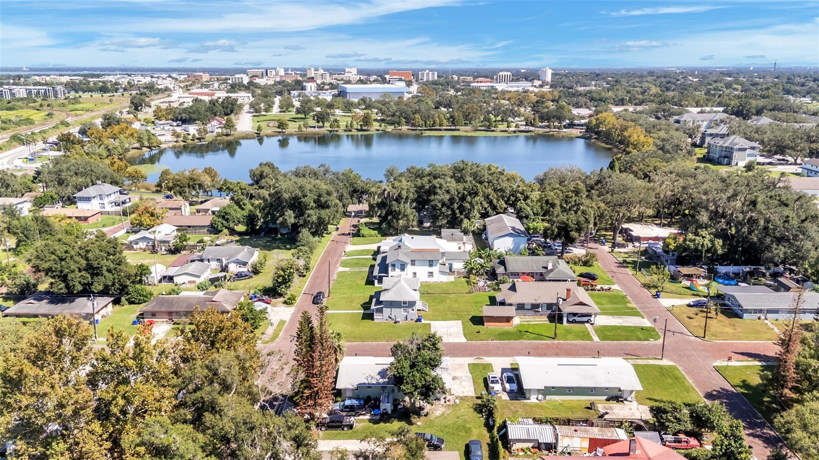 1044 W LIME STREET, Lakeland, FL 33815