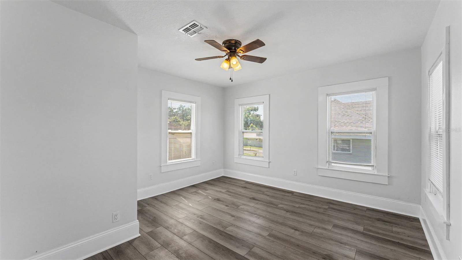 1044 W LIME STREET, Lakeland, FL 33815