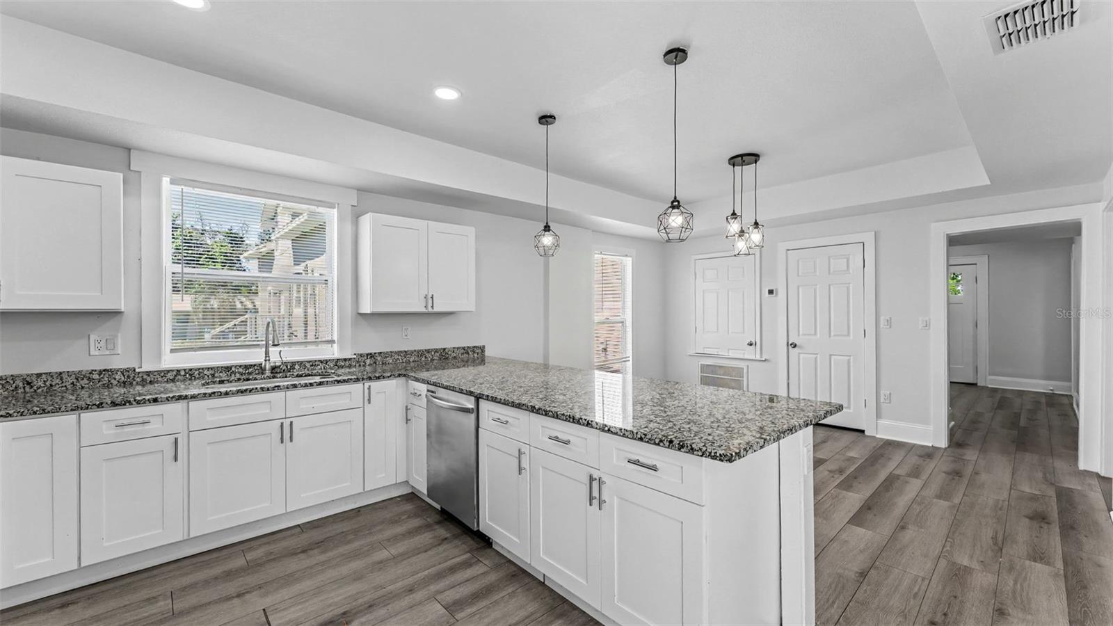 1044 W LIME STREET, Lakeland, FL 33815
