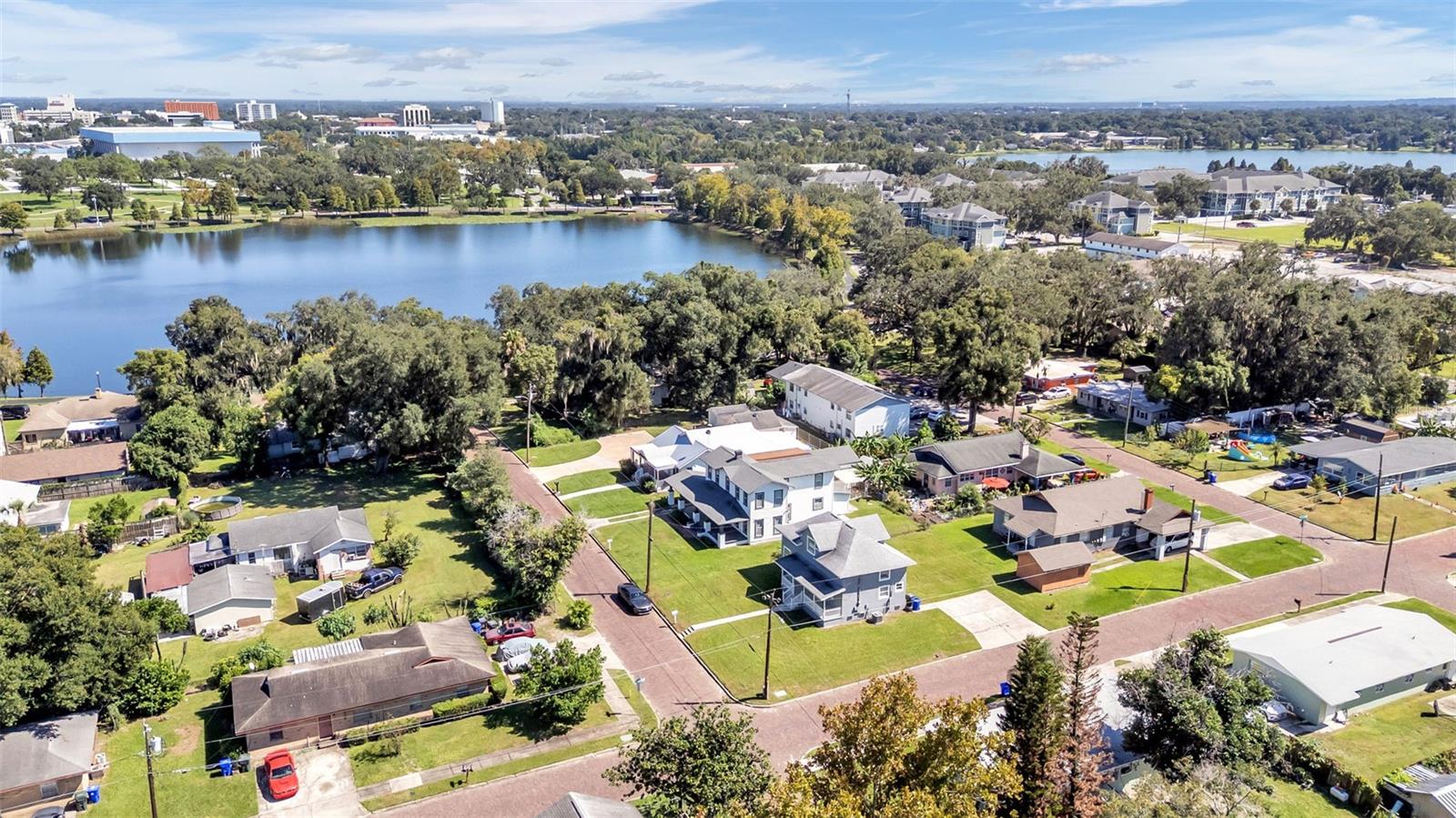 1044 W LIME STREET, Lakeland, FL 33815
