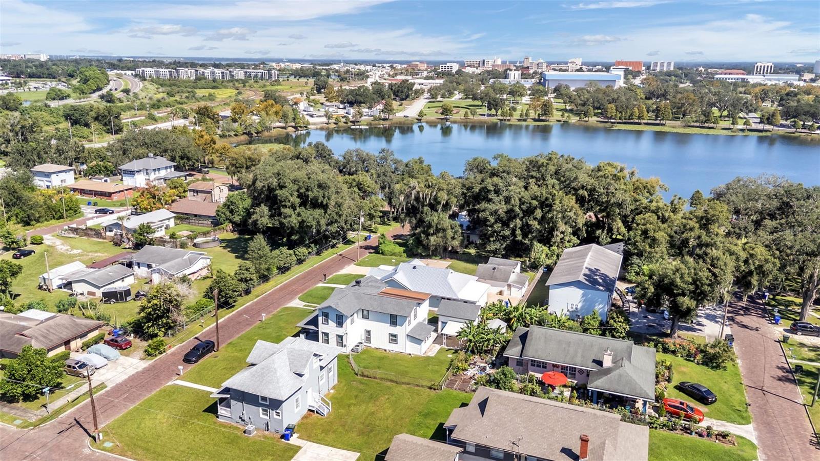 1044 W LIME STREET, Lakeland, FL 33815