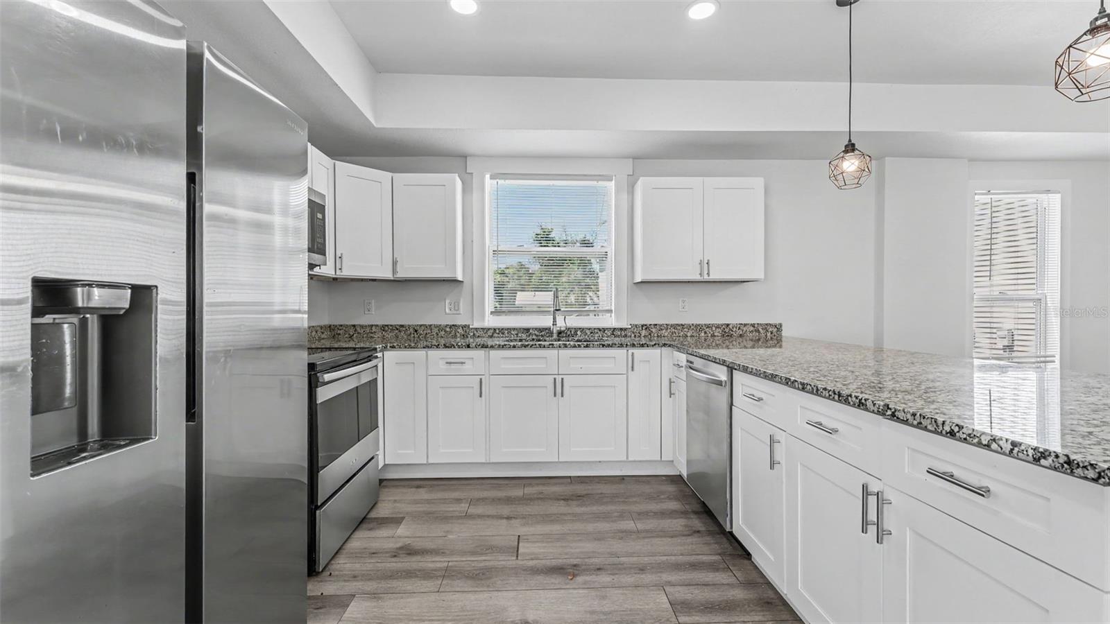 1044 W LIME STREET, Lakeland, FL 33815