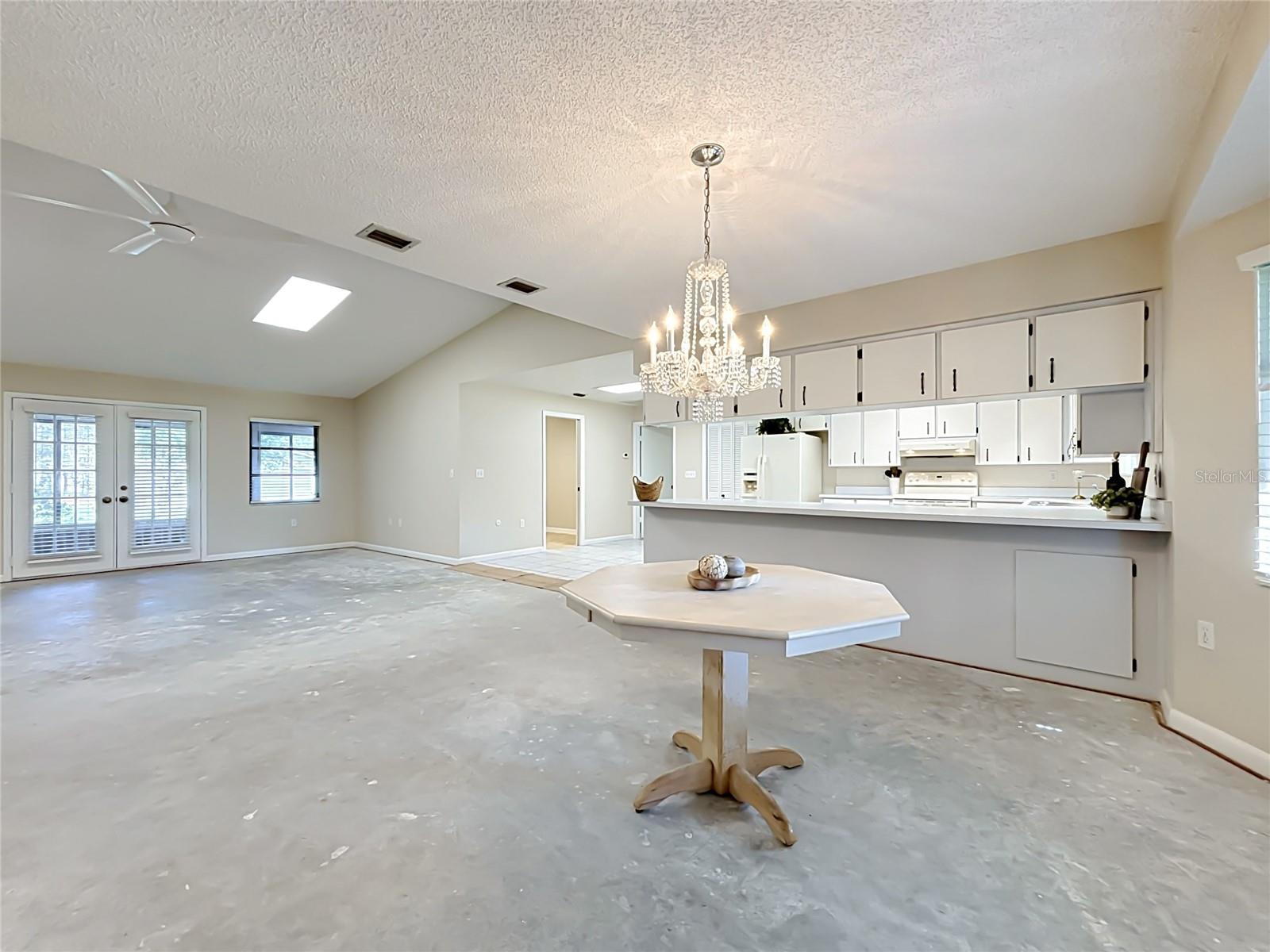 6720 LAKELAND HIGHLANDS ROAD, Lakeland, FL 33813