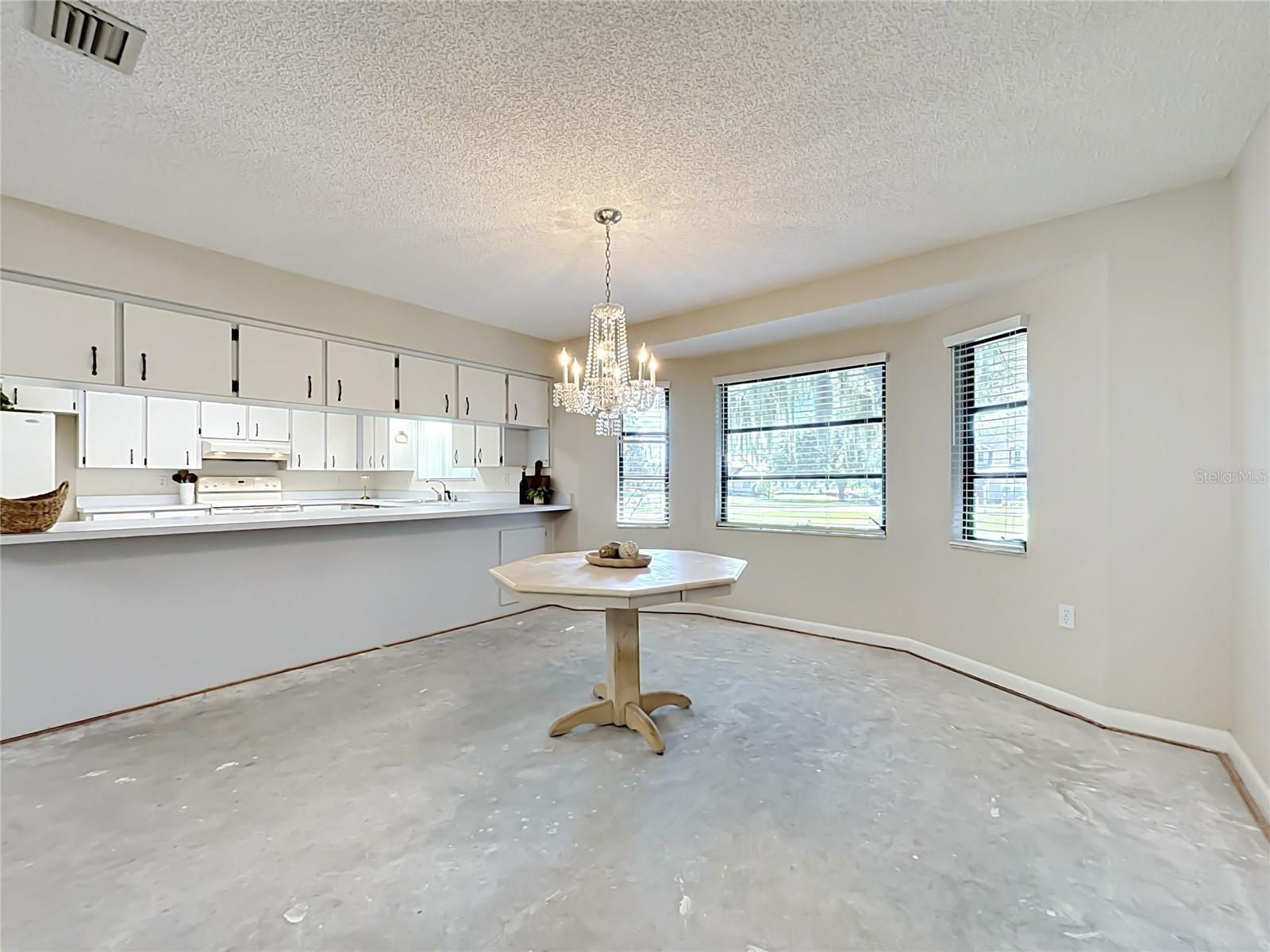 6720 LAKELAND HIGHLANDS ROAD, Lakeland, FL 33813