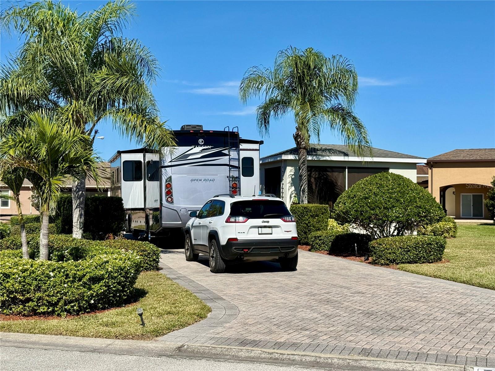 794 TEABERRY TRAIL, Polk City, FL 33868 794 TEABERRY TRAIL, Polk City, FL 33868