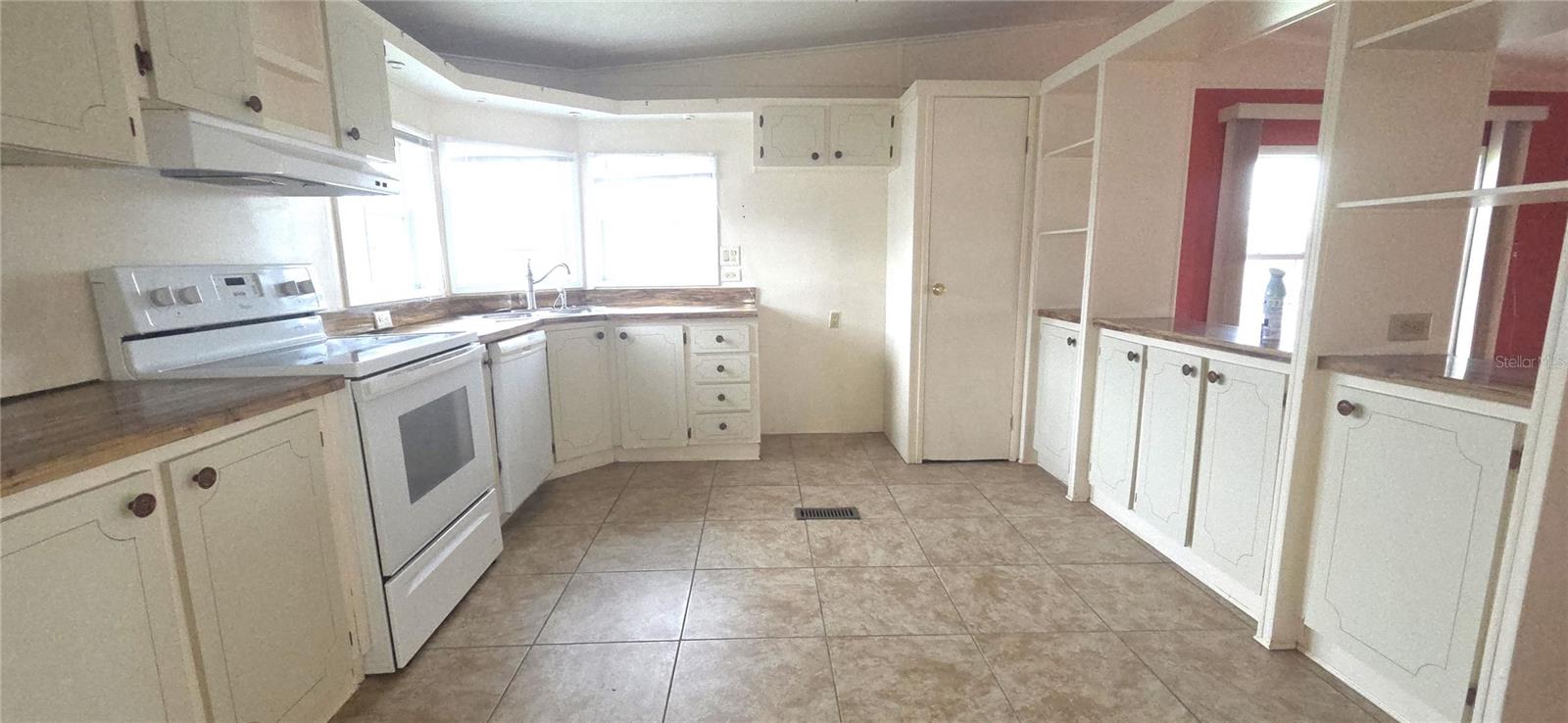 2055 S FLORAL AVENUE, #201, Bartow, FL 33830