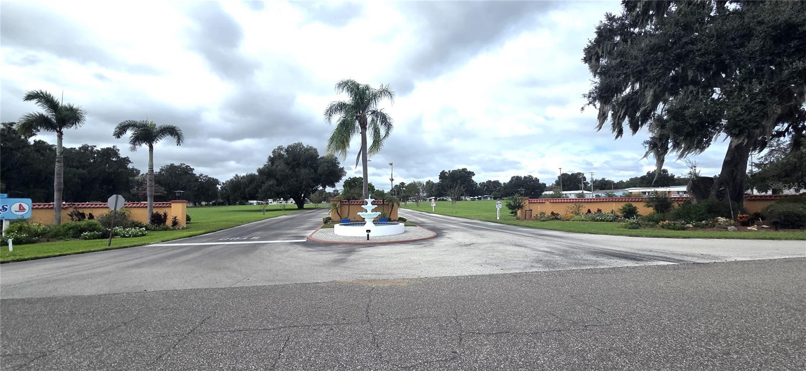 2055 S FLORAL AVENUE, #201, Bartow, FL 33830