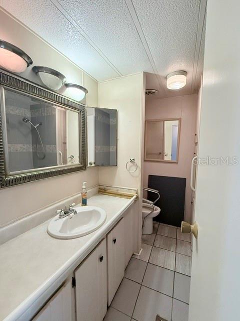 706 ELIZABETH LANE, Lakeland, FL 33809