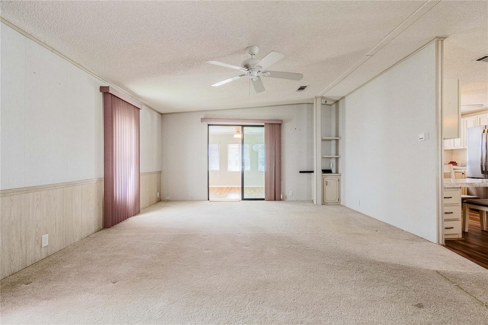 1725 QUAIL HILL DR, Lakeland, FL 33810