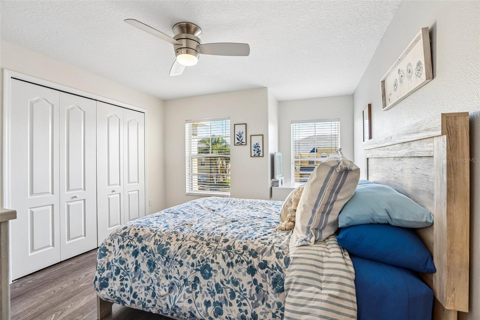 Upstairs primary bedroom has large/deep closet!