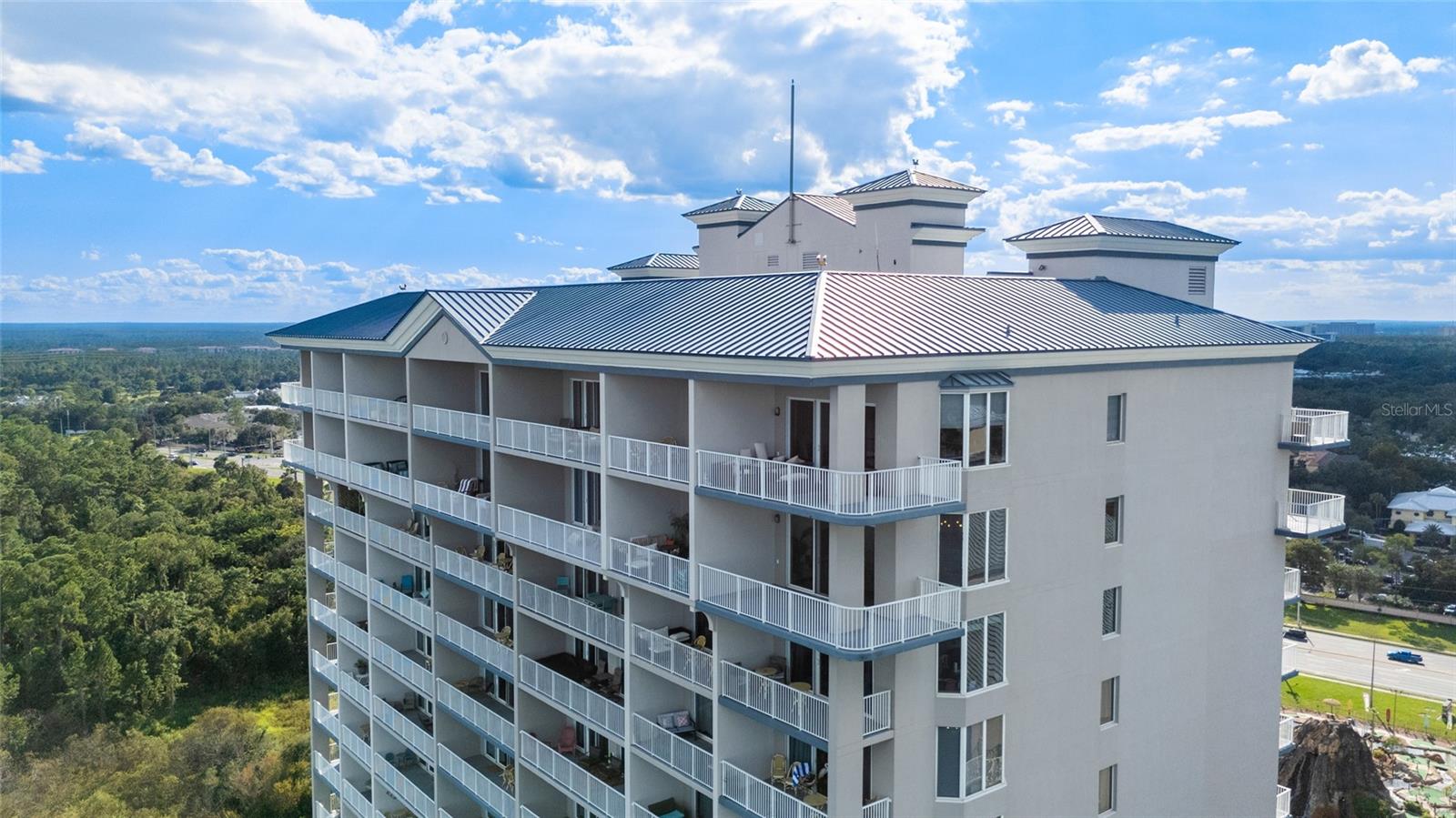 13427 BLUE HERON BEACH DR, #2001, Orlando, FL 32821