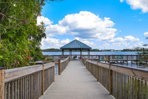 13427 BLUE HERON BEACH DR, #2001, Orlando, FL 32821