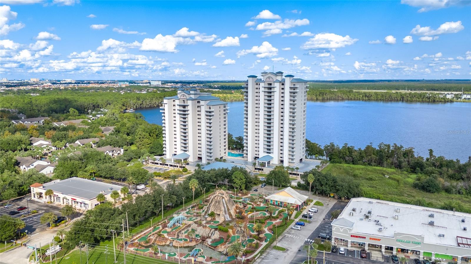 13427 BLUE HERON BEACH DR, #2001, Orlando, FL 32821