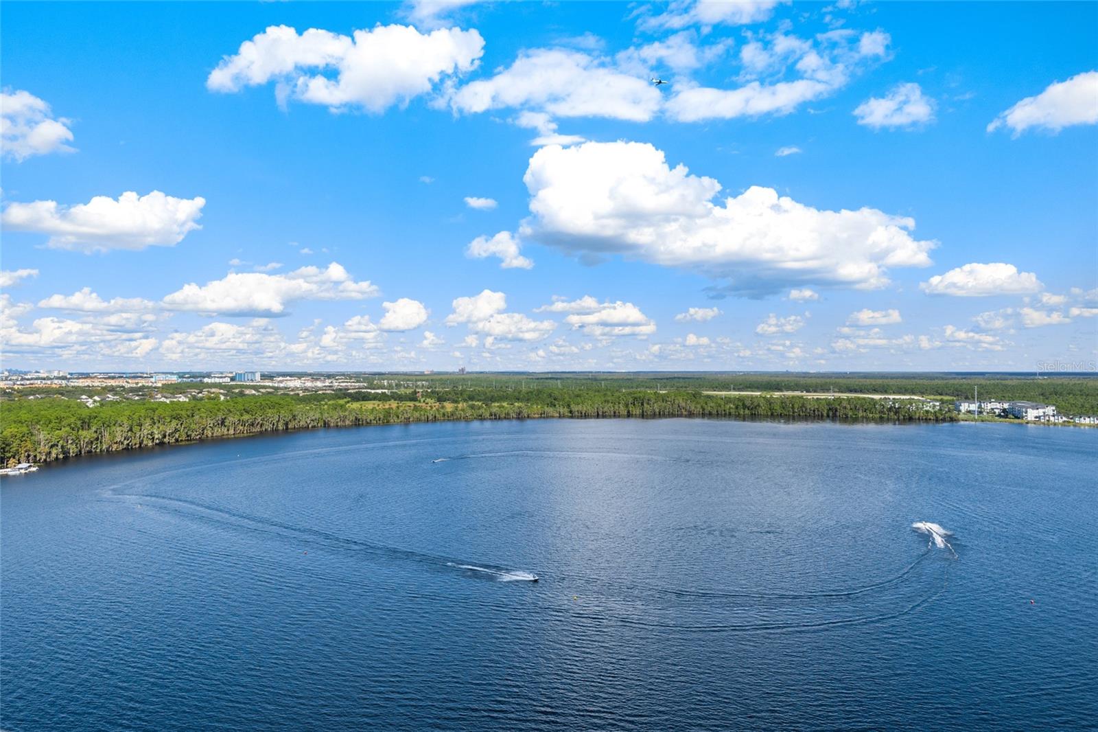 13427 BLUE HERON BEACH DR, #2001, Orlando, FL 32821