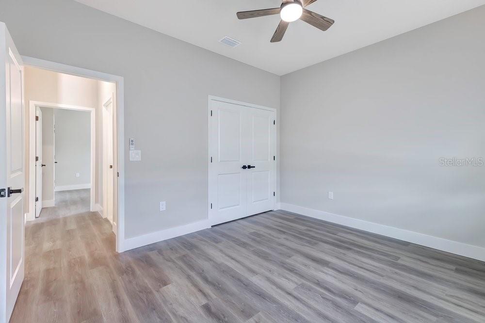 2203 W LOWRY AVENUE, Plant City, FL 33563