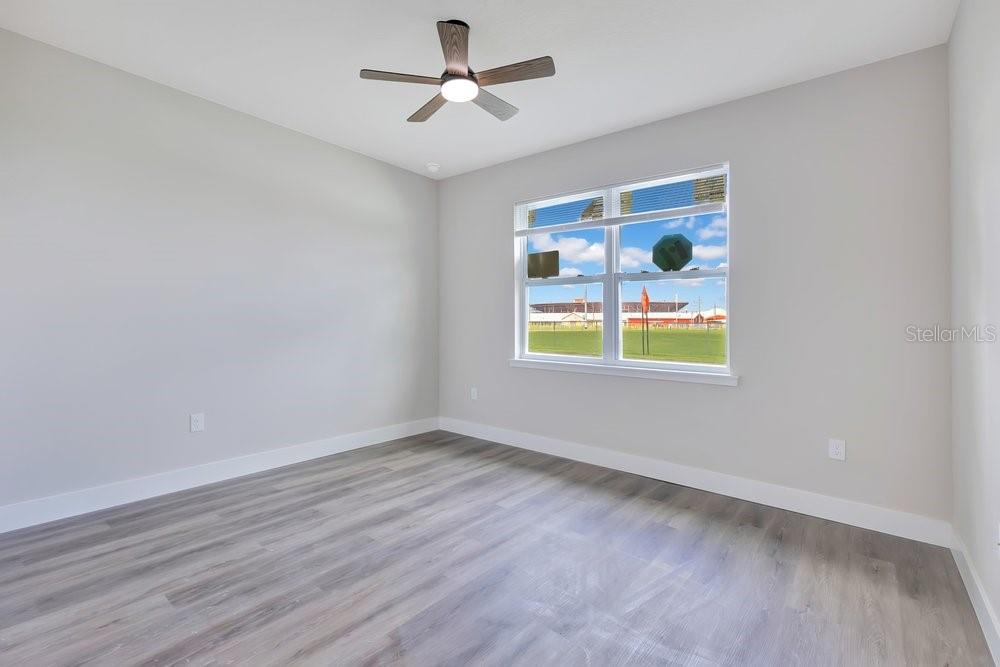 2203 W LOWRY AVENUE, Plant City, FL 33563