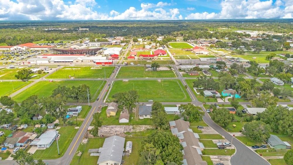 2203 W LOWRY AVENUE, Plant City, FL 33563