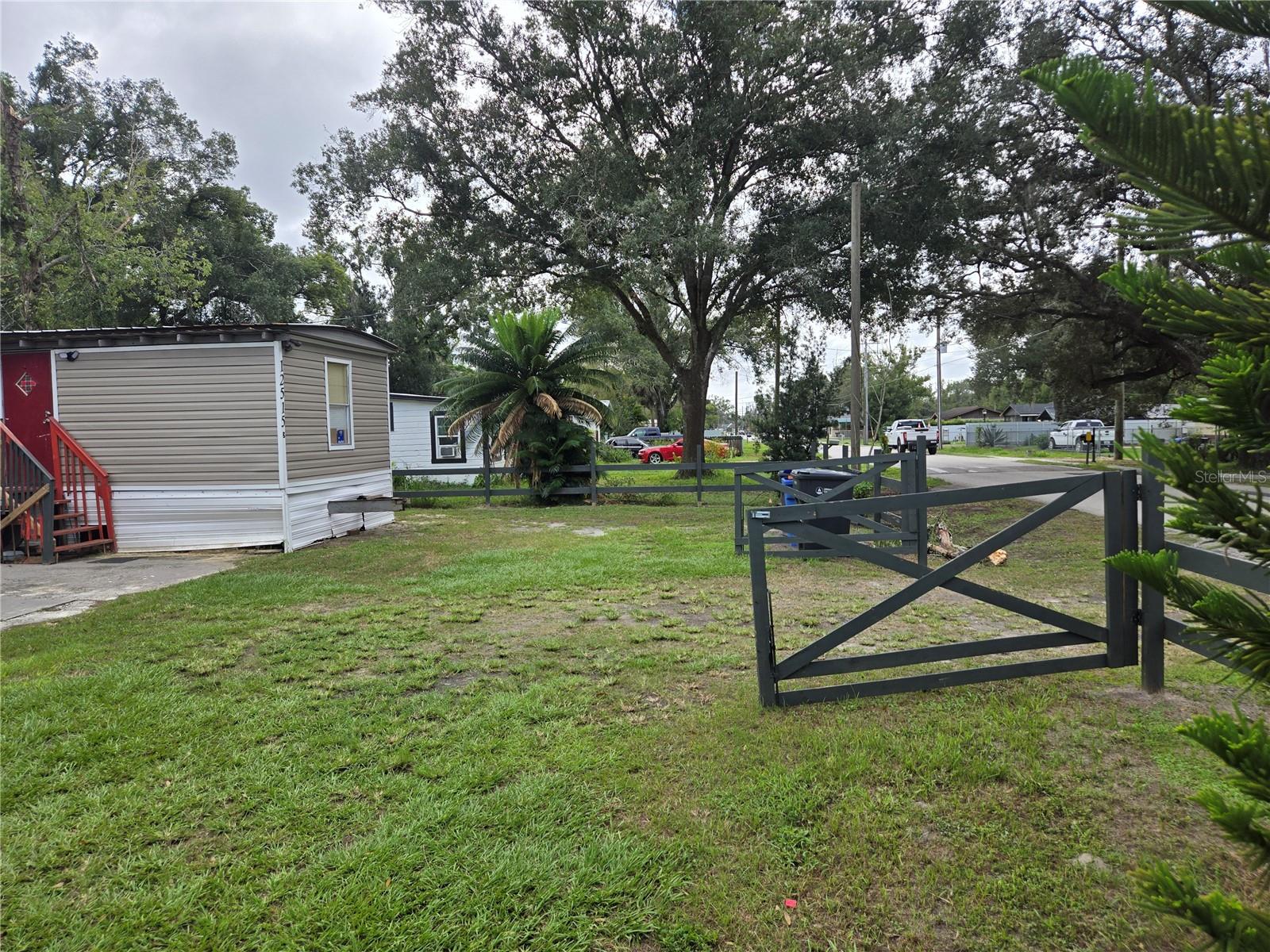 12515 FOUR OAKS ROAD, Tampa, FL 33624