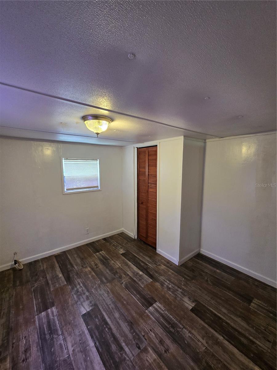 12515 FOUR OAKS ROAD, Tampa, FL 33624
