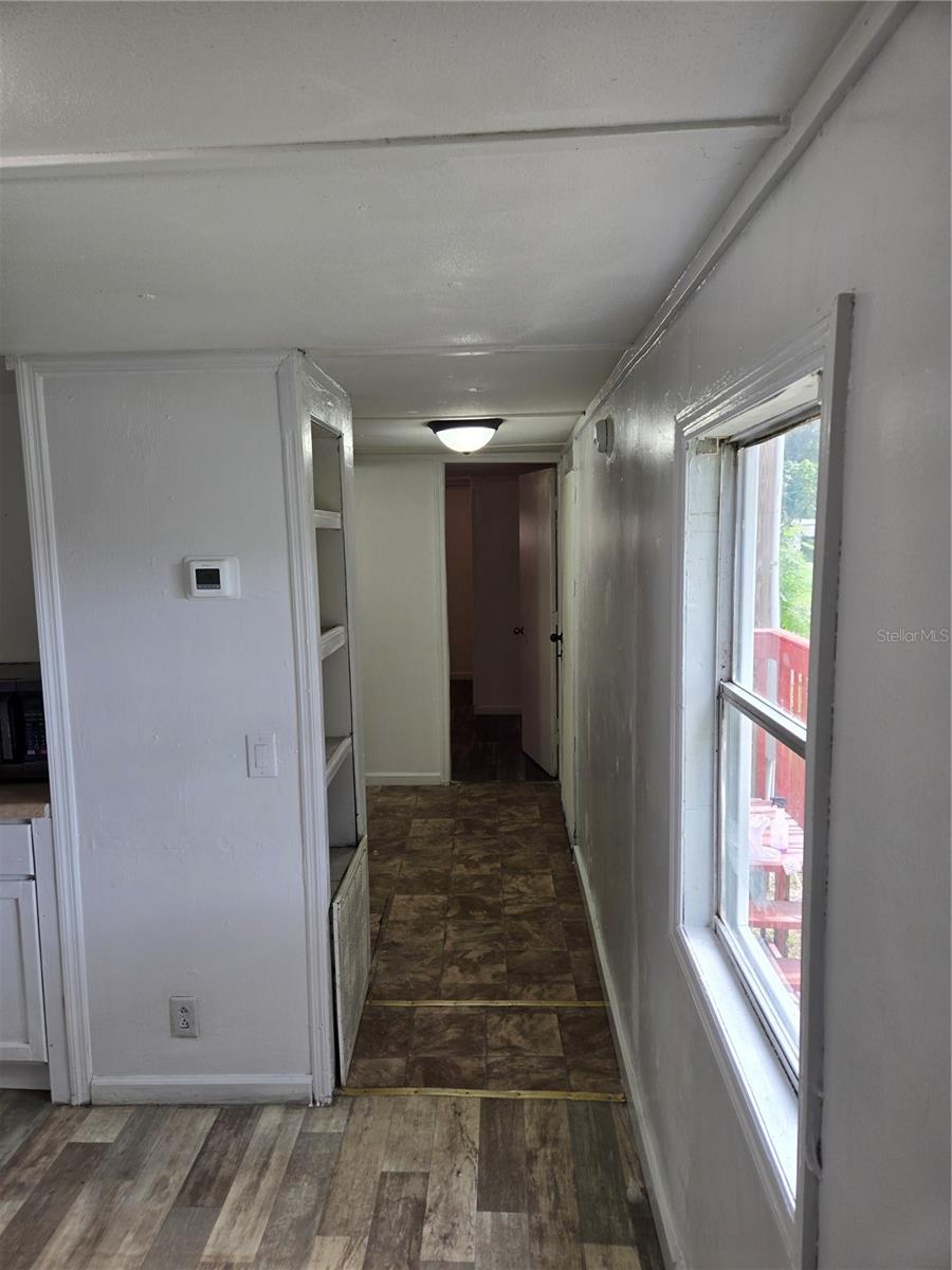 12515 FOUR OAKS ROAD, Tampa, FL 33624